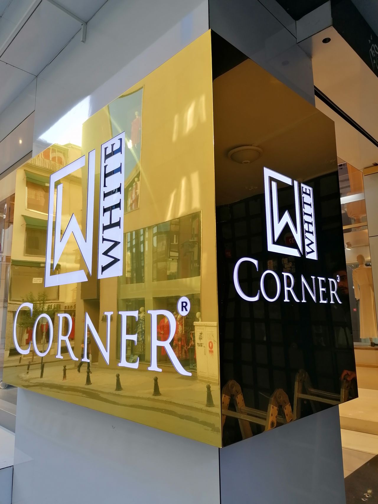 Üçkuyular Tabelacı